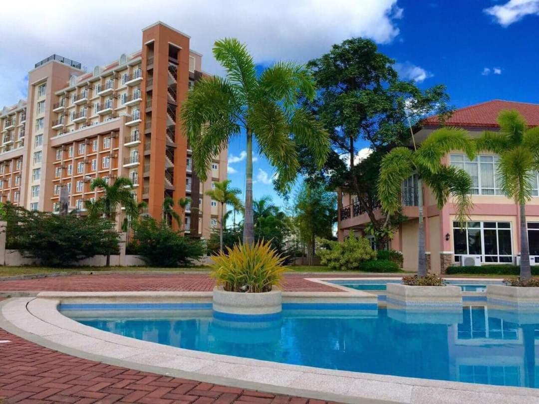 Sotogrande Neopolitan Hotel Quezon City Kültér fotó